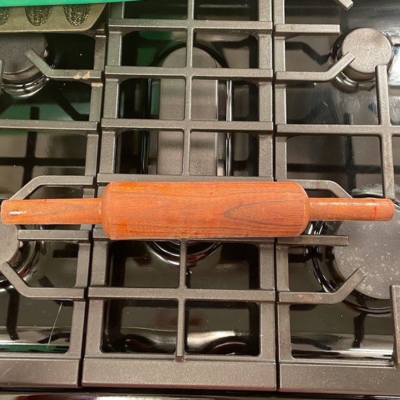 Antique rolling pin. - Picture 5 of 5